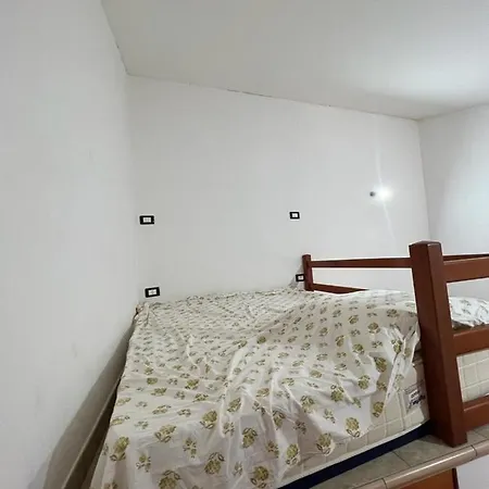 Casa Per Vacanze In Centro Storico Medievale A *